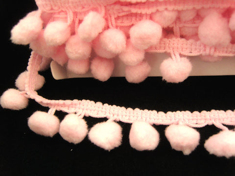 FT2041 25mm Baby Pink Pom Pom Bobble Fringe Trim