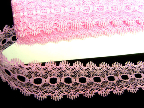 L517 35mm Pink Knitting in or Eyelet Lace