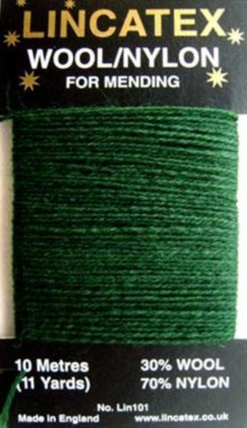 DARN09 Bottle Green Darning Mending Yarn 10 Metre Card. 30% Wool, 70% Nylon. - Ribbonmoon