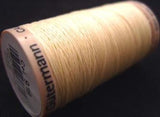 GQT 919 Gutermann 200 metre spool of Cotton Quilting Thread, Cream