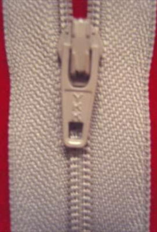 Z1943 YKK 20cm Very Pale Grey Nylon No.3 Closed End Zip - Ribbonmoon