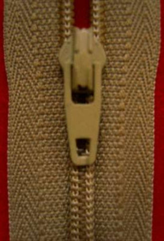 Z2067 YKK 51cm Beige Khaki Nylon No.3 Closed End Zip - Ribbonmoon