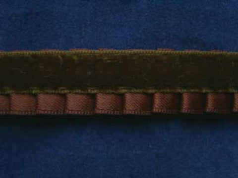 L041 15mm, Dark Moss Velevt on a Gathered Brown Satin - Ribbonmoon