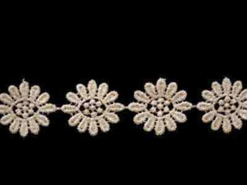 DT56 25mm Bridal White Daisy Lace Trim - Ribbonmoon