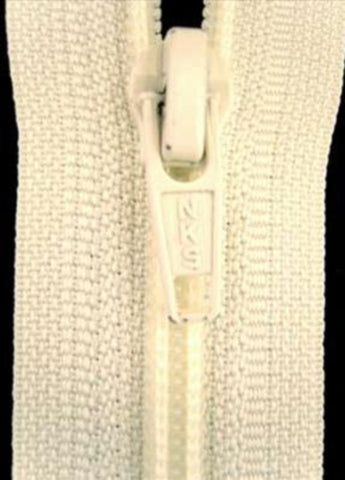 Z2728 58cm Ivory Nylon No.5 Open End Zip - Ribbonmoon