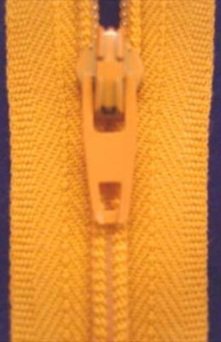 Z1996 YKK 25.5cm Pale Saffron Gold Nylon No.3 Closed End Zip - Ribbonmoon