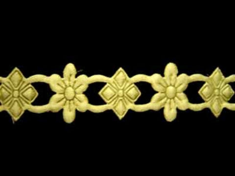 DT45 20mm Primrose Lightly Padded Daisy Trim - Ribbonmoon