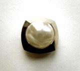 B17272 18mm Domed Pearlised White Shank Button, Gilded Silver Poly Rim