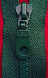 Z2371 73cm Hunter Green Chunky Plastic Teeth No.6 Open End Zip - Ribbonmoon