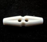 B7957 29mm Natural White 2 Hole Toggle Button - Ribbonmoon