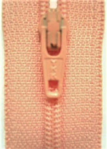 Z1936 YKK 56cm Bright Vieux Rose Pink Nylon No.3 Closed End Zip