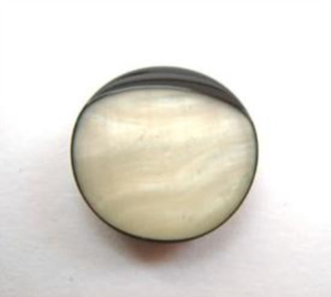 B9560 17mm Black and Pealised Buttton with a Hole Built into the Back - Ribbonmoon