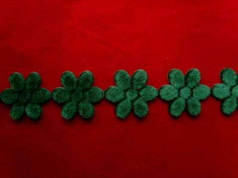 DT47 20mm Forest Green Lightly Padded Daisy Trim, Soft Velour - Ribbonmoon