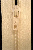 Z4155 25cm Buttermilk Cream Nylon No.3 Closed End Zip - Ribbonmoon