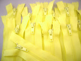 Z3142C 18cm Primrose Nylon No.3 Pin Lock Closed End Zips - Ribbonmoon