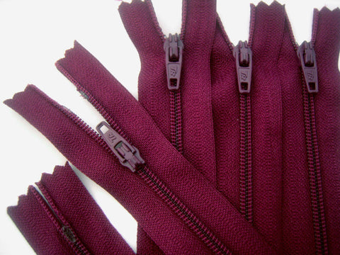 Z1462 51cm Wine Nylon No.3 Closed End Zip