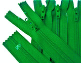 Z4380 YKK 36cm Emerald Green Nylon No.3 Closed End Zip